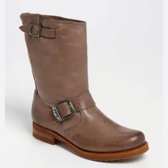 Frye Shoes - FRYE Veronica Short Slouchy Boot